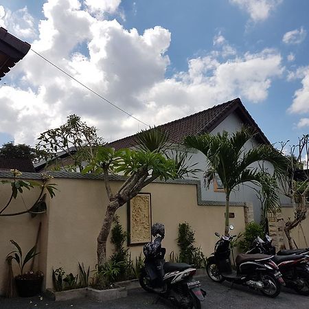 Nyoman Guesthouse Canggu Luaran gambar