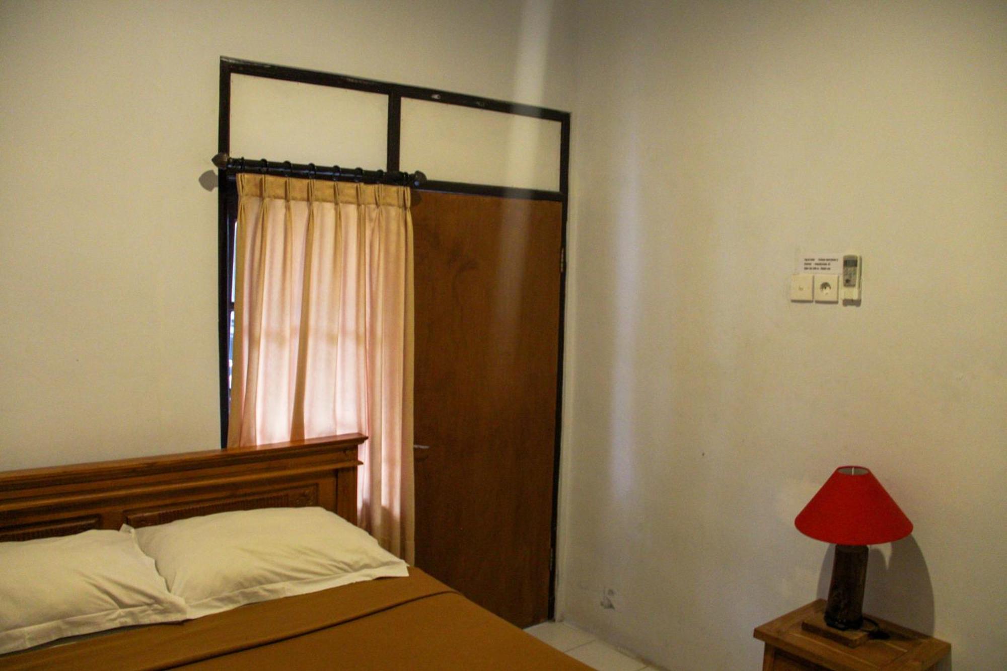 Nyoman Guesthouse Canggu Bilik gambar