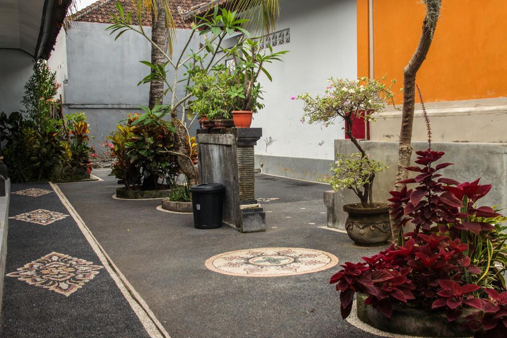 Nyoman Guesthouse Canggu Luaran gambar